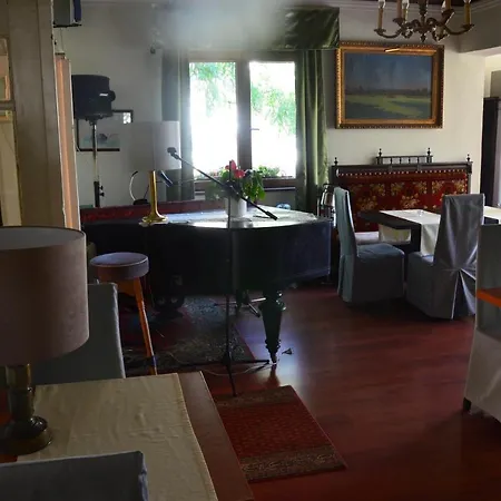 Viktoria Guest house