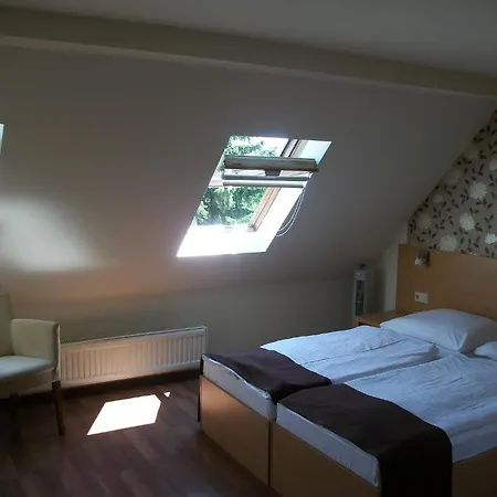 Viktoria 3* Balatonalmádi