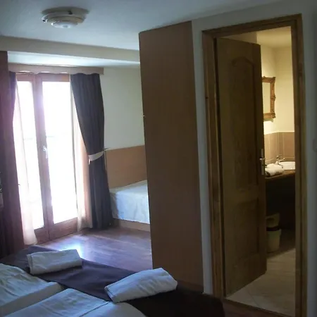 Viktoria Affittacamere Balatonalmádi