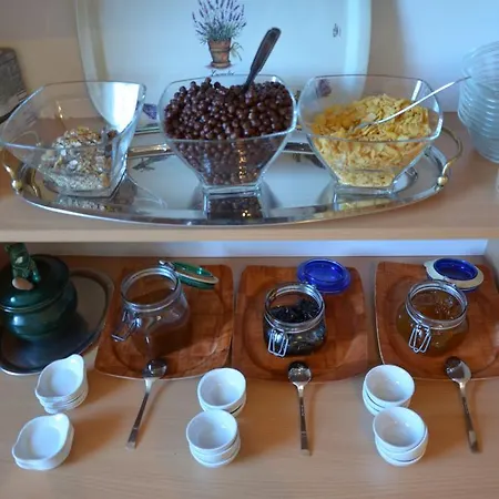 Pensión Viktória Balatonalmádi