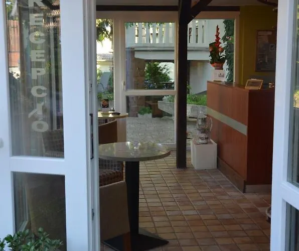 Viktória Casa de hóspedes Balatonalmádi