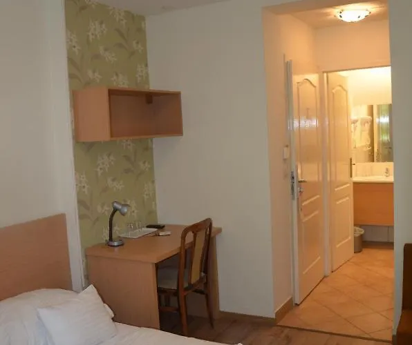 Viktória 3* Balatonalmádi