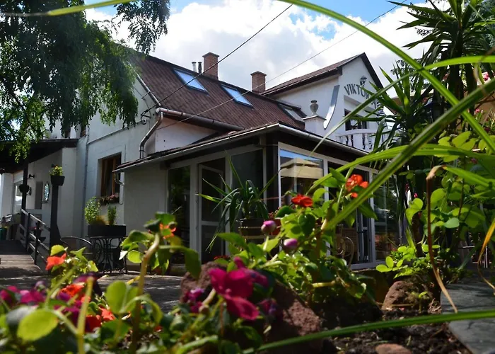Viktória Casa de hóspedes Balatonalmádi
